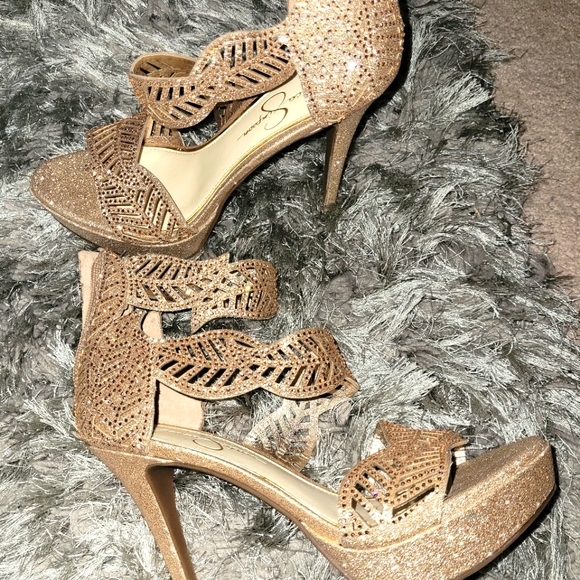 Shoes - Picture 2 of 2